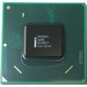 BD82HM65 Intel SLJ4P Platform Controller Hub. 